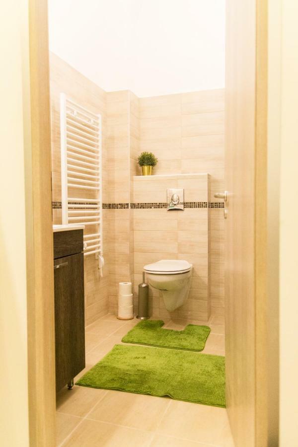 Cozy Apartment Budapest Exterior foto